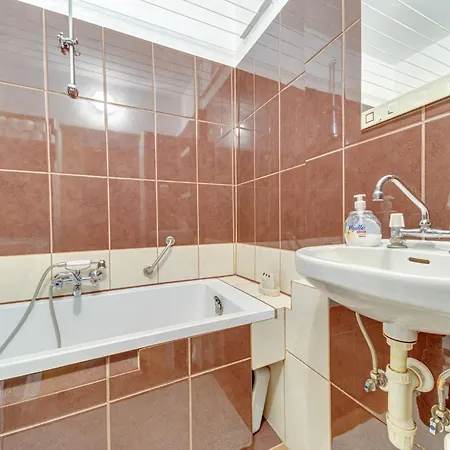 Ewa By Interhome * 斯克拉斯卡波伦巴